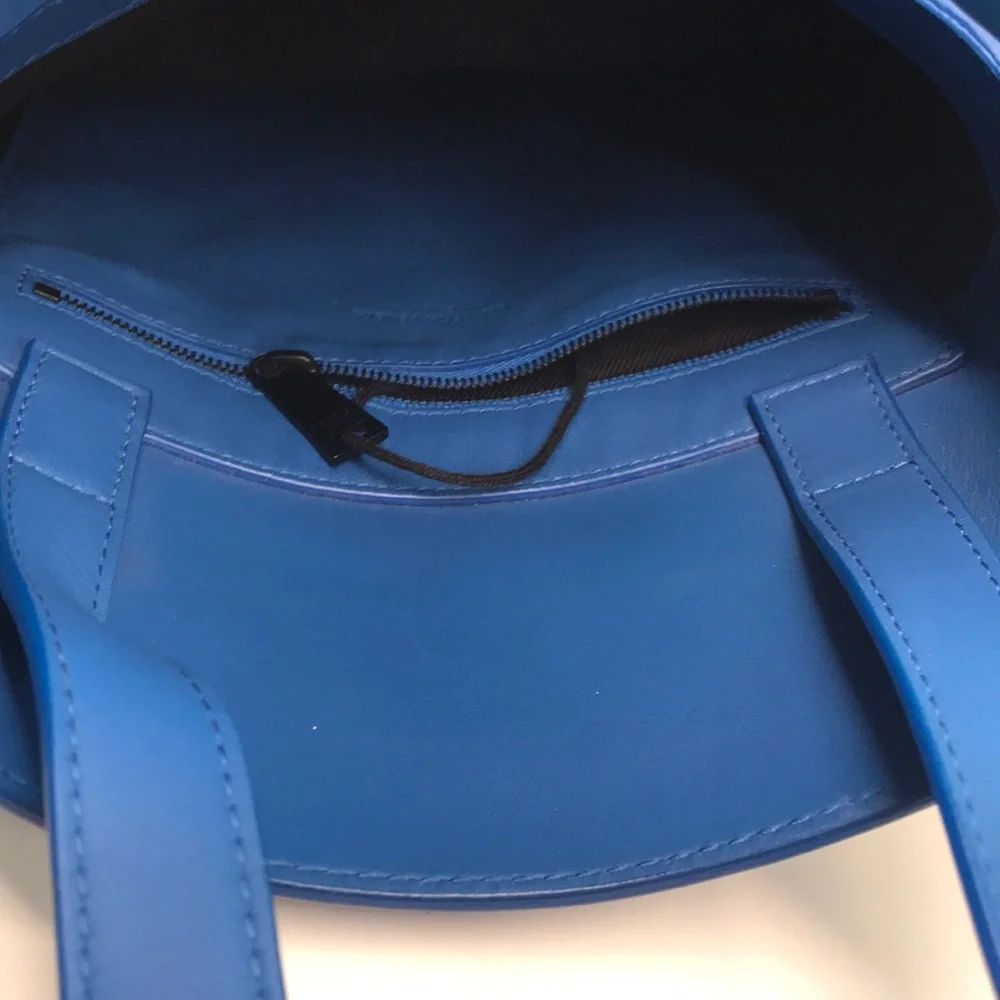 Pre love - Bottega Veneta Blue Leather Crossbody Bag